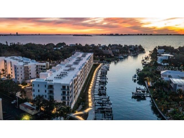1709 N Tamiami Trail #515 Sarasota FL 34234 A4588744 image1