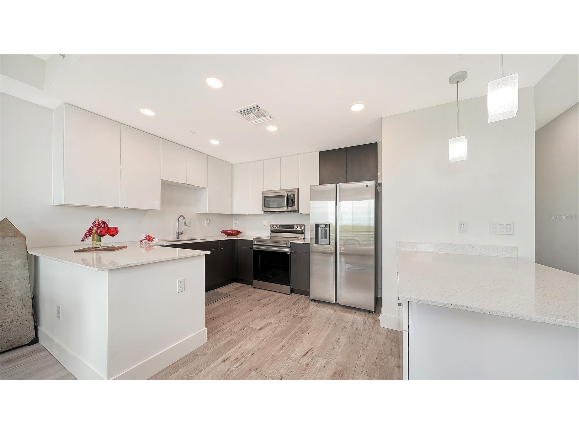 1709 N Tamiami Trail #522 Sarasota FL 34234 - WHITAKER BAYOU A4688048 image5