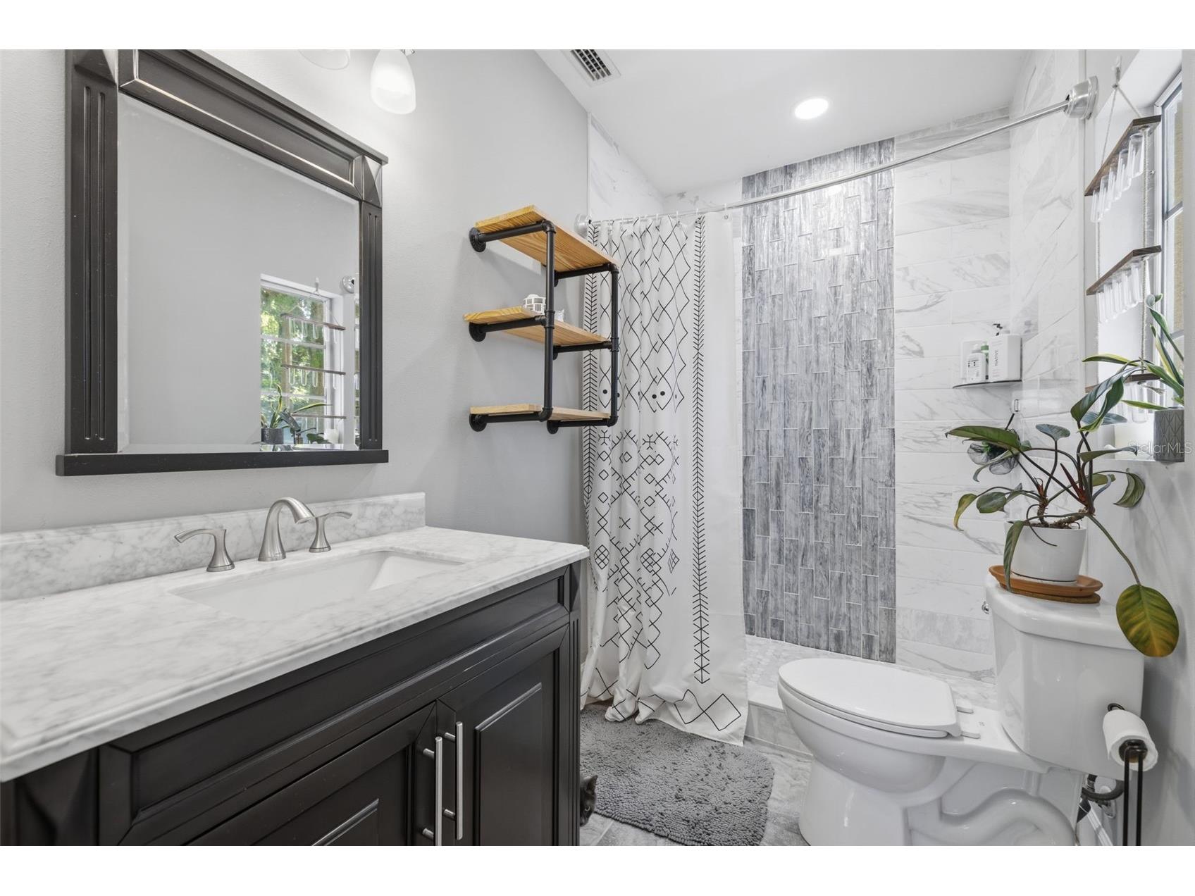 1709 NE Lambright Street Tampa FL 33610 TB8493158 image14