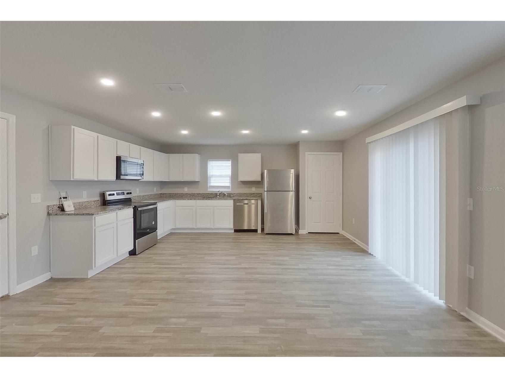 1709 Nebraska Loop Sumterville FL 33585 O6385636 image2