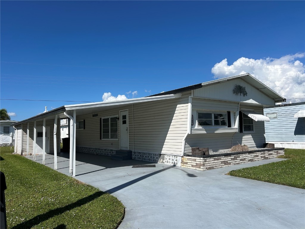 1709 Olympia Fields Street Sarasota FL 34234 A4668732 image3