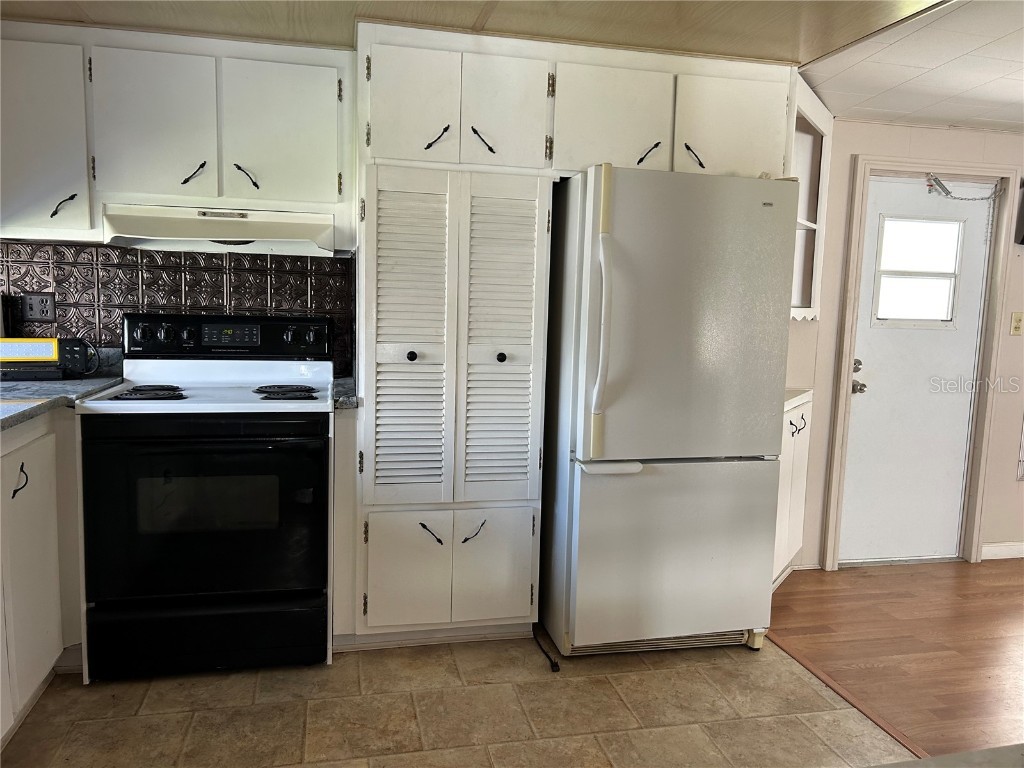 1709 Olympia Fields Street Sarasota FL 34234 A4668732 image6