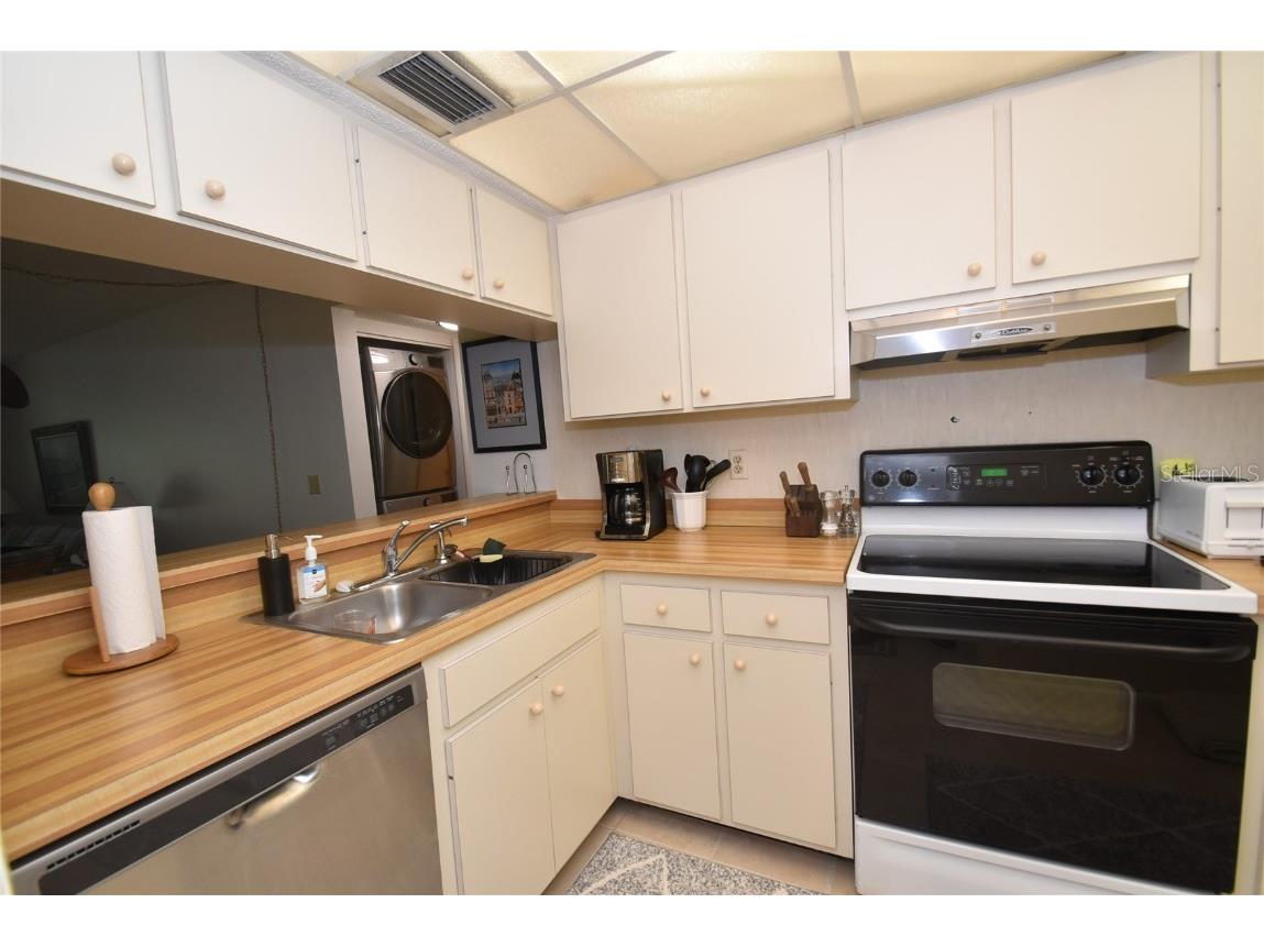 1709 Pelican Cove Road #GL349 Sarasota FL 34231 A4617162 image2