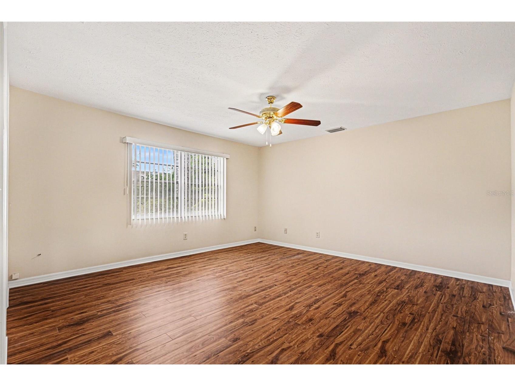 1709 Sakura Drive Valrico FL 33596 TB8494124 image10