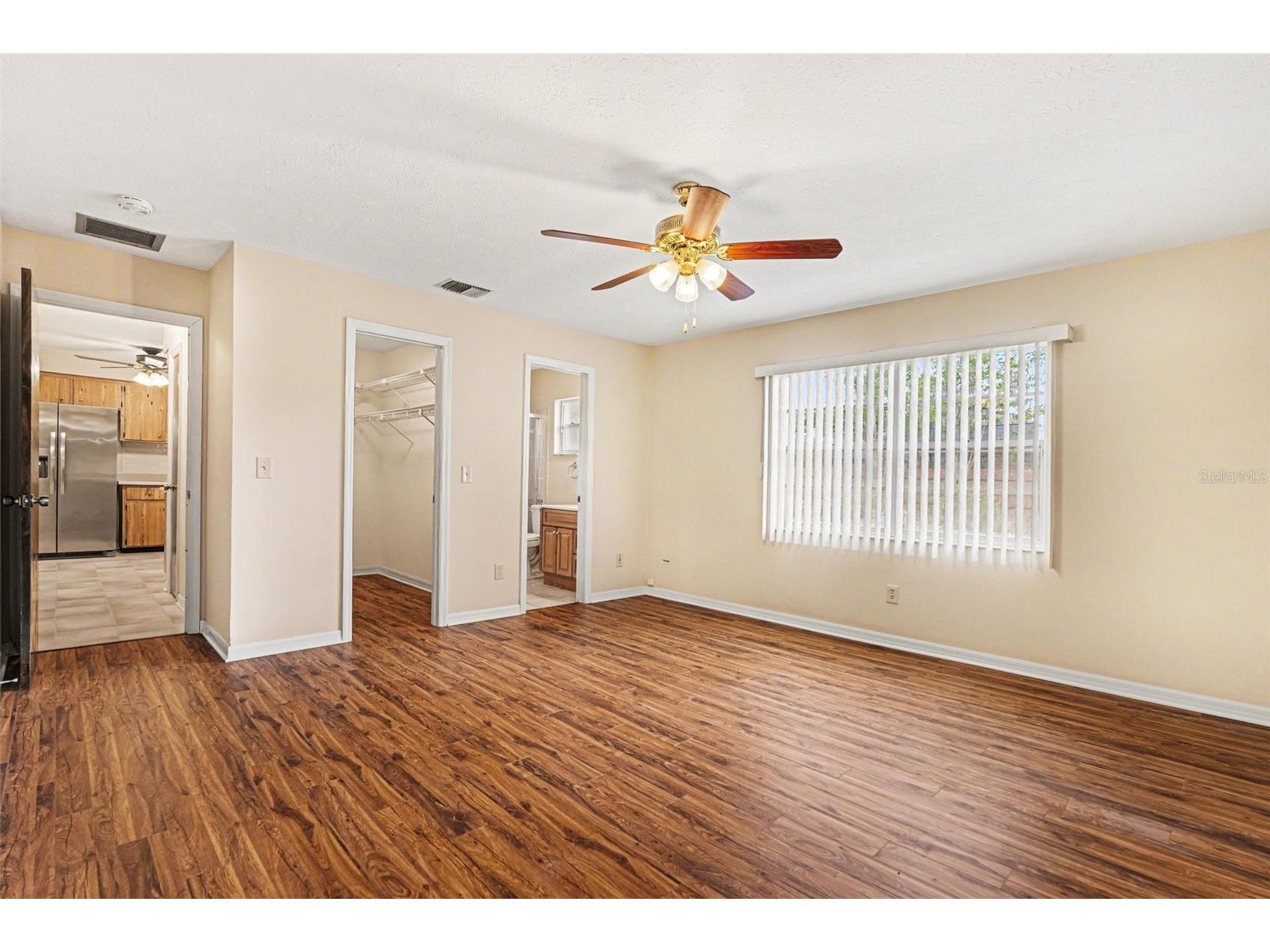1709 Sakura Drive Valrico FL 33596 TB8494124 image12
