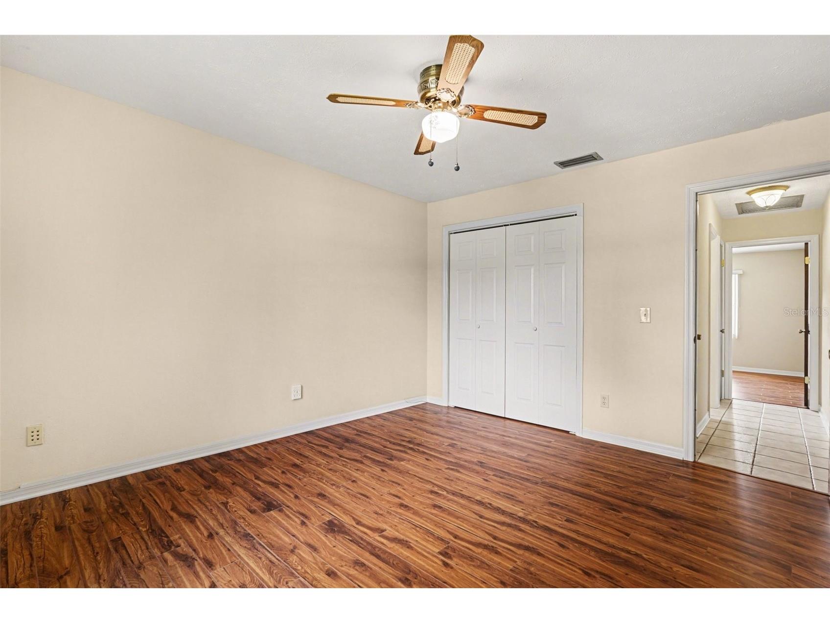 1709 Sakura Drive Valrico FL 33596 TB8494124 image15