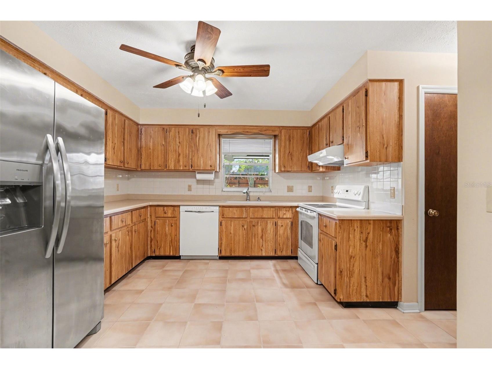 1709 Sakura Drive Valrico FL 33596 TB8494124 image17