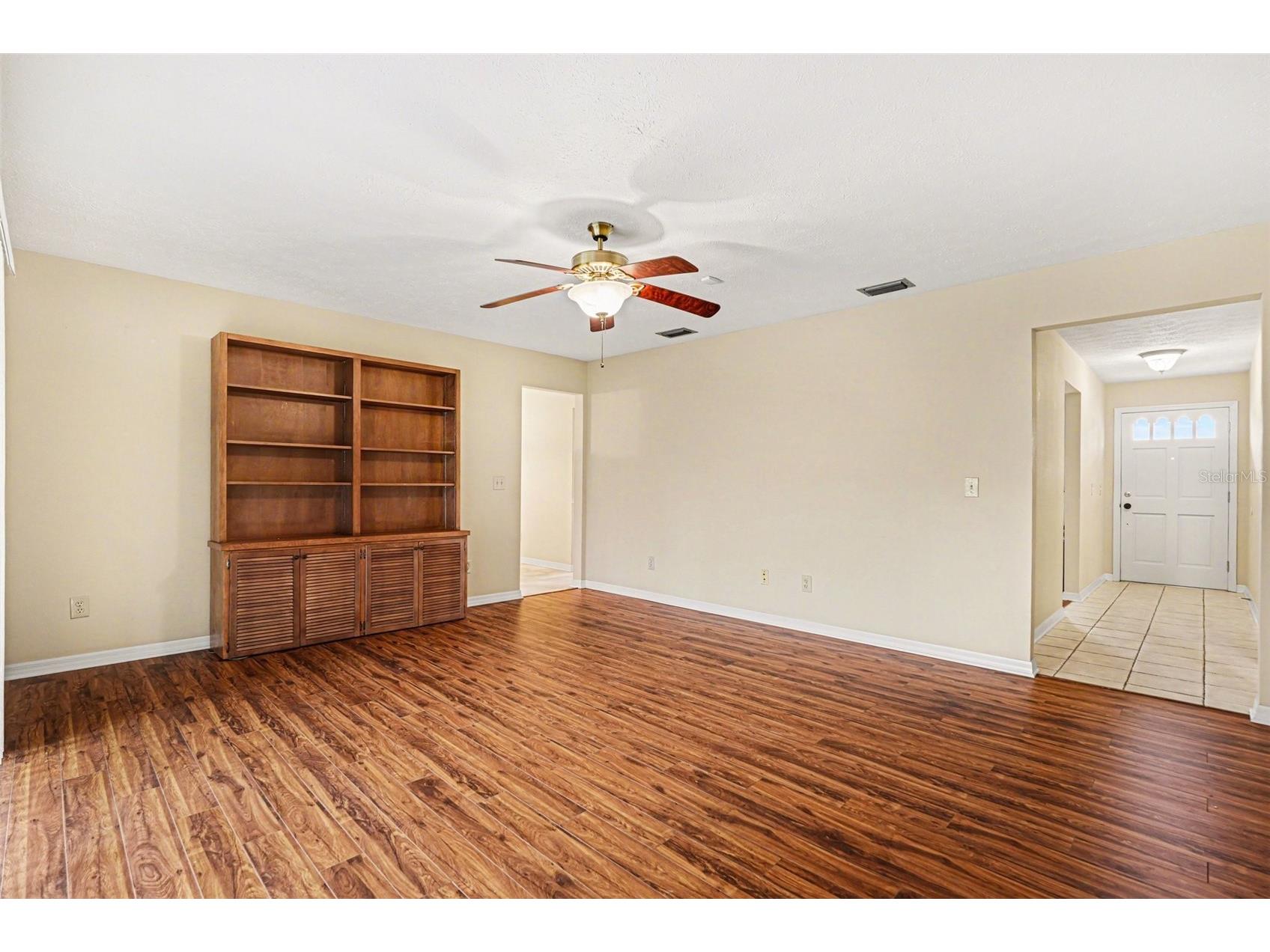 1709 Sakura Drive Valrico FL 33596 TB8494124 image5