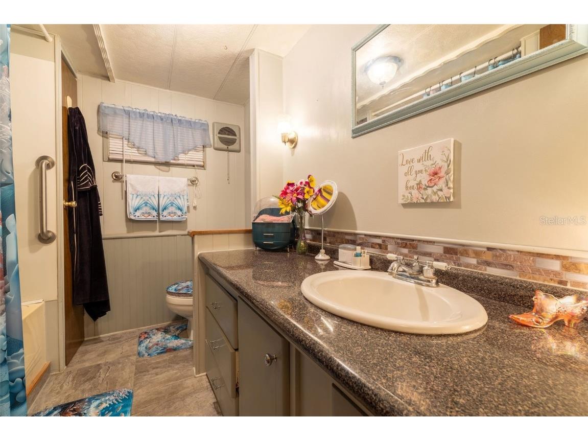 1709 SE 169th Terrace Road Silver Springs FL 34488 OM710733 image35