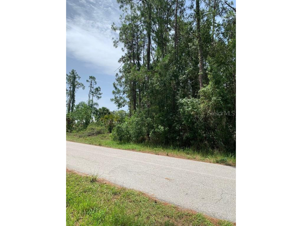 1709 Stream Avenue Sebring FL 33875 - LAKE KEYS B4901989 image10