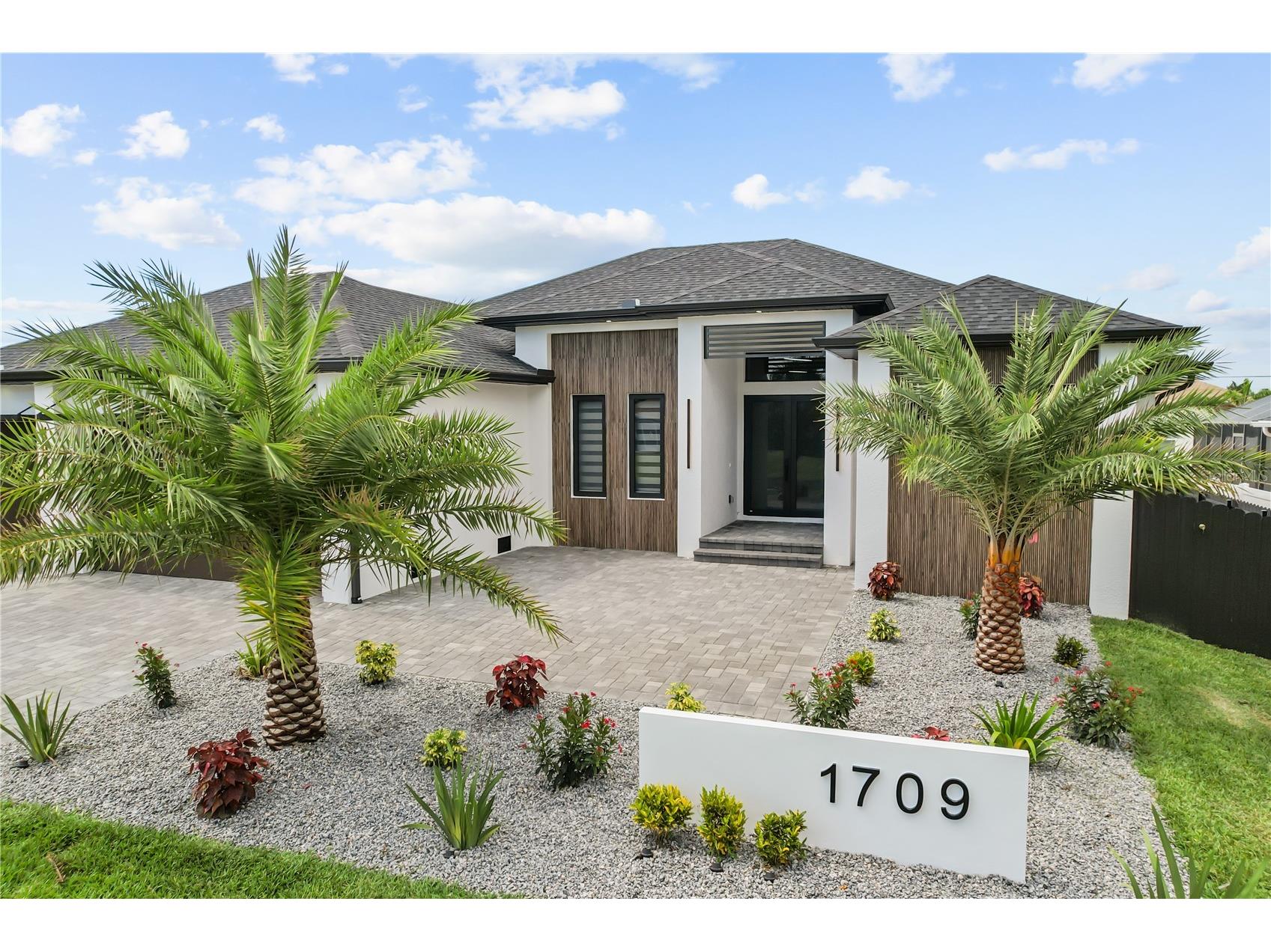 1709 SW 43rd Lane Cape Coral FL 33914 C7527437 image4