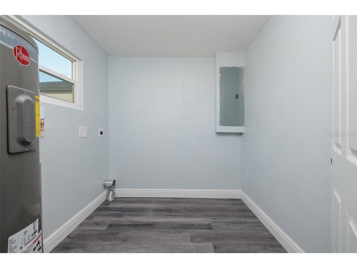 1709 W Perio Street Tampa FL 33612 TB8449936 image13