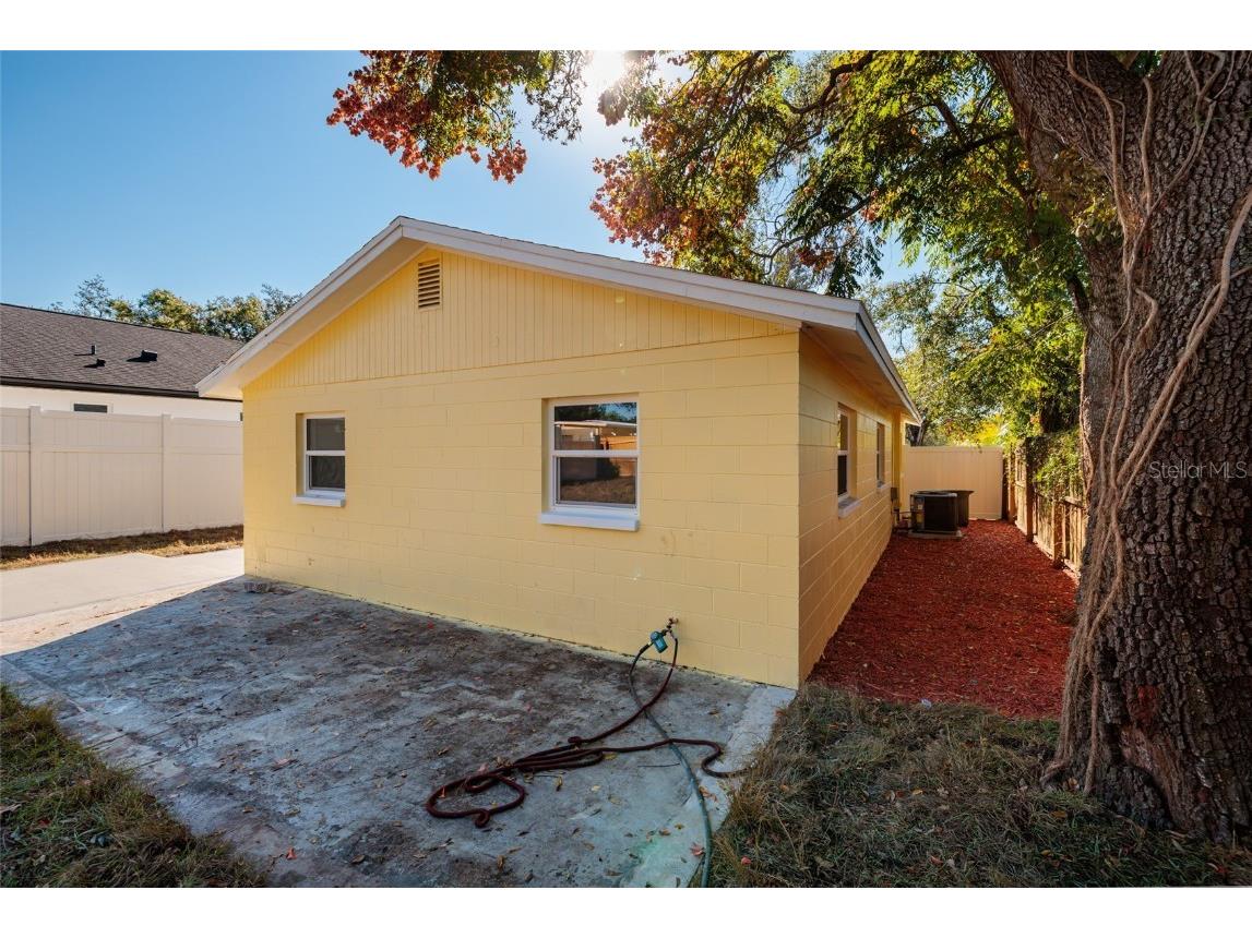 1709 W Perio Street Tampa FL 33612 TB8449936 image26