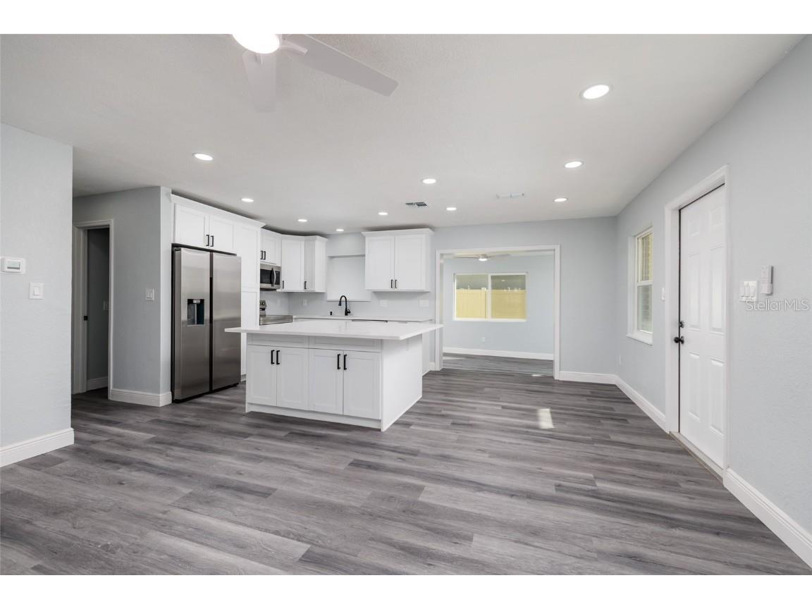 1709 W Perio Street Tampa FL 33612 TB8449936 image8