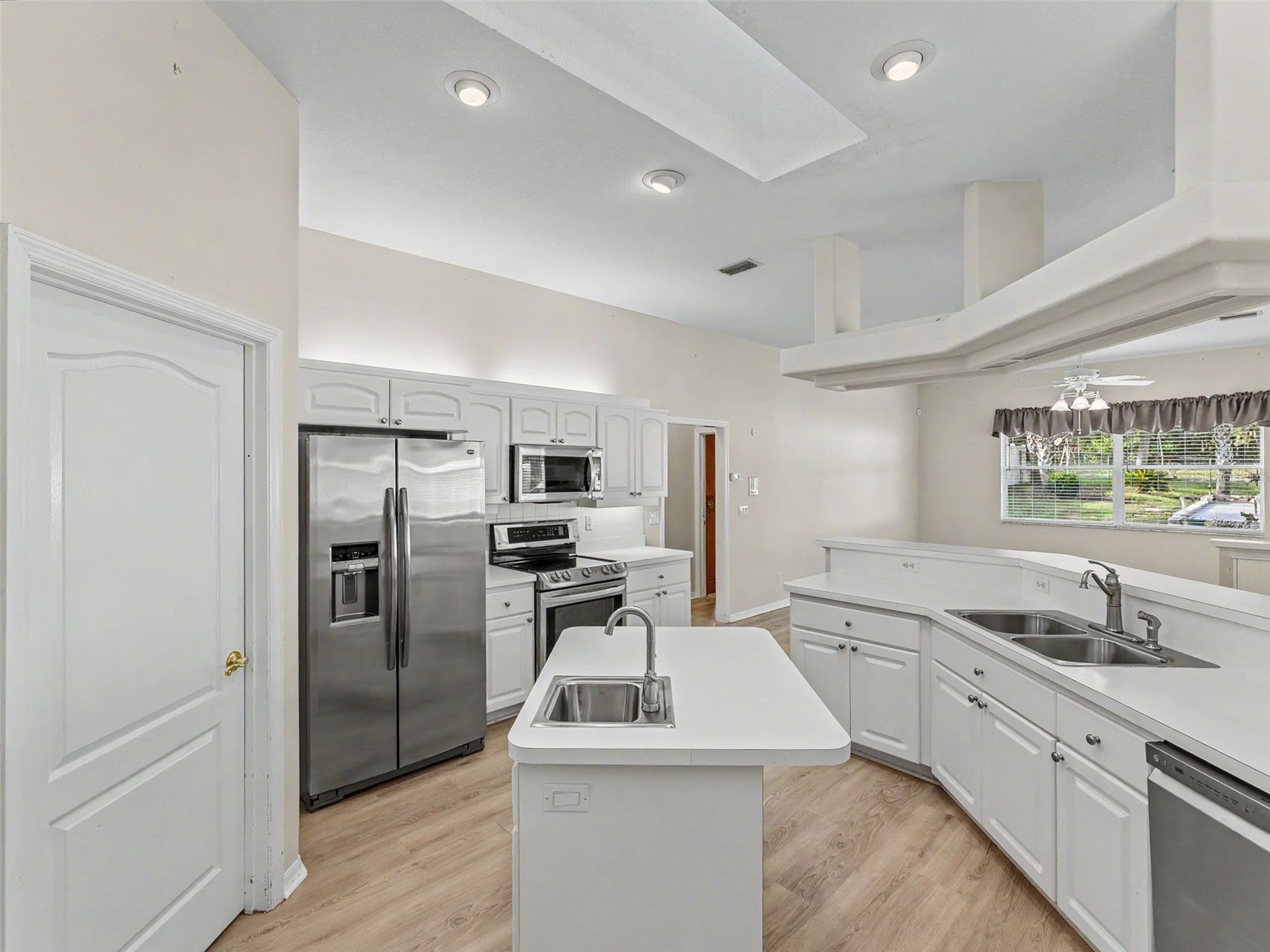 1709 W Pine Ridge Boulevard Beverly Hills FL 34465 OM727972 image56