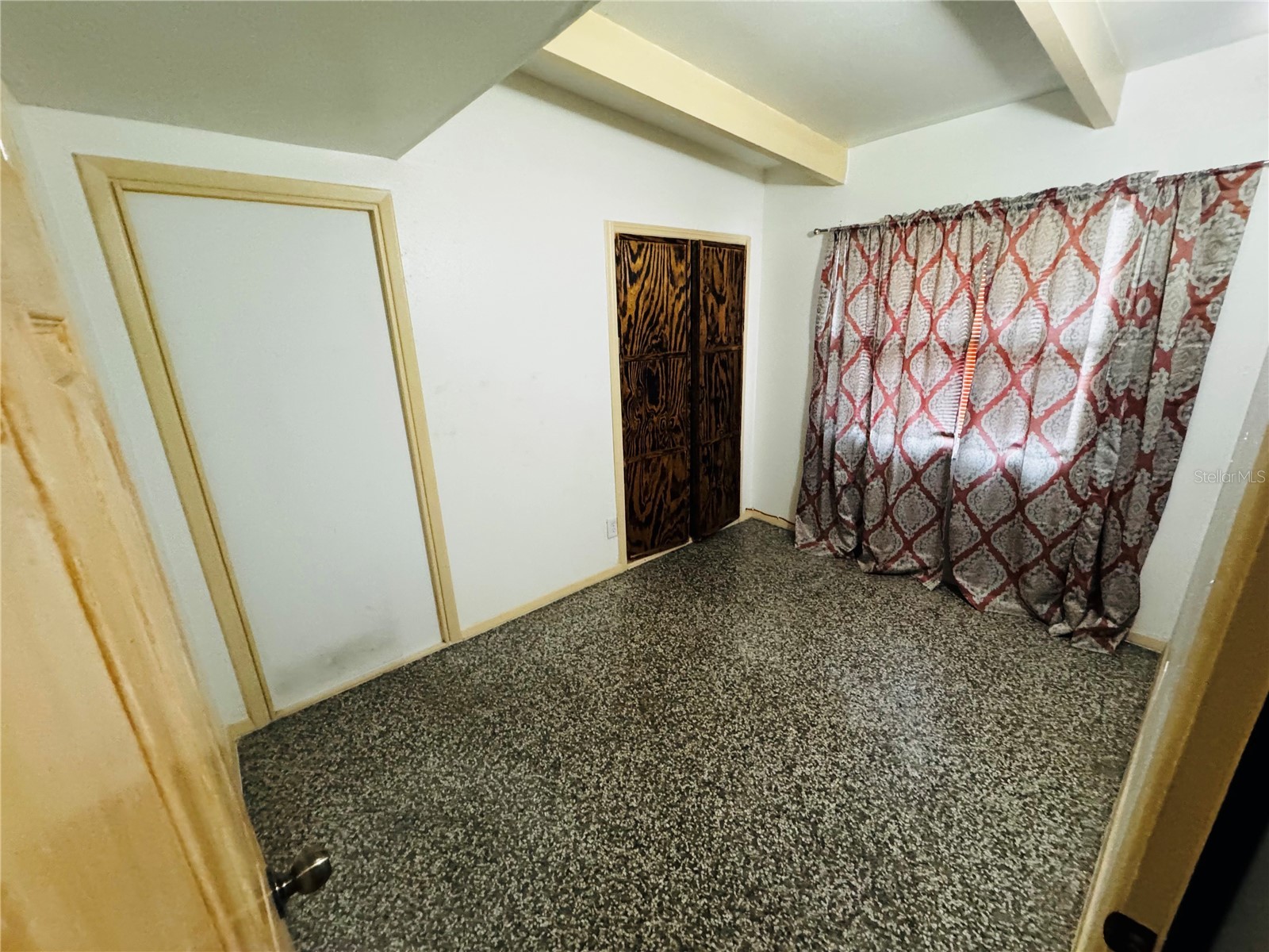 1709 Warrington Way Tampa FL 33619 TB8475435 image13