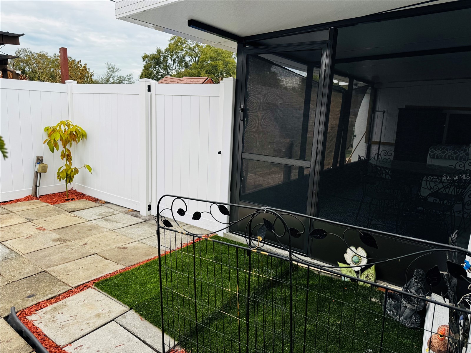 1709 Warrington Way Tampa FL 33619 TB8475435 image19