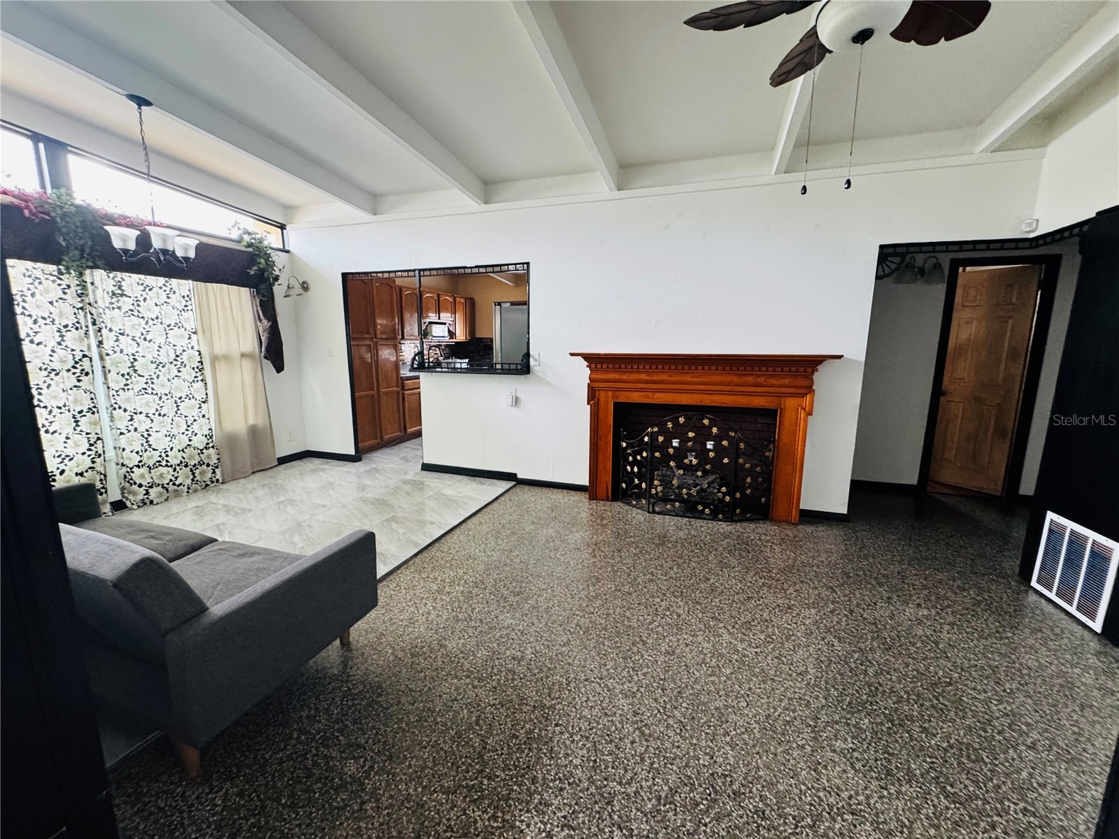 1709 Warrington Way Tampa FL 33619 TB8475435 image7