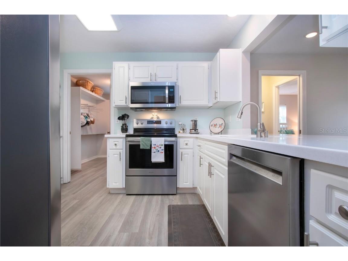 1709 Wedge Court Sun City Center FL 33573 TB8453690 image17