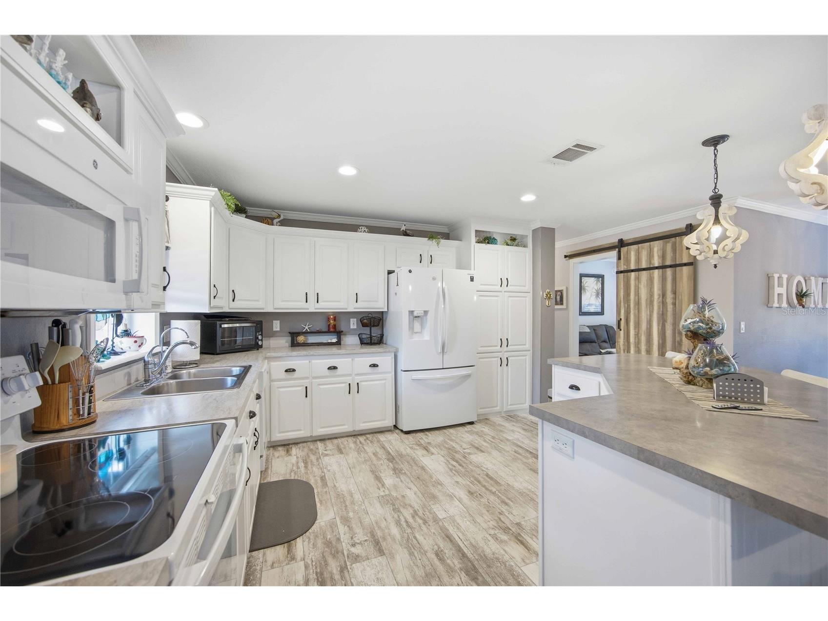 171 Crown Point Drive Nokomis FL 34275 A4685021 image6