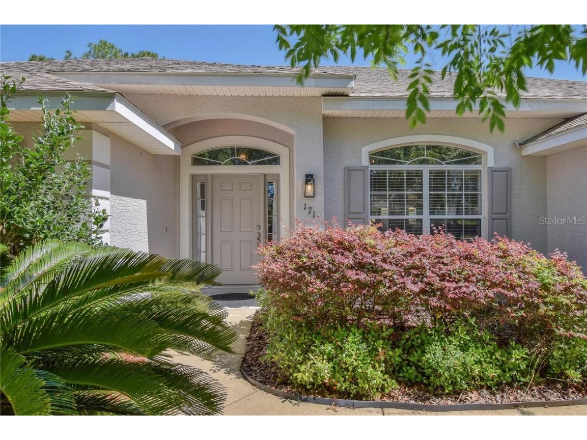 171 Lake Drive Ocala FL 34472 - LAKE DIAMOND OM673940 image1