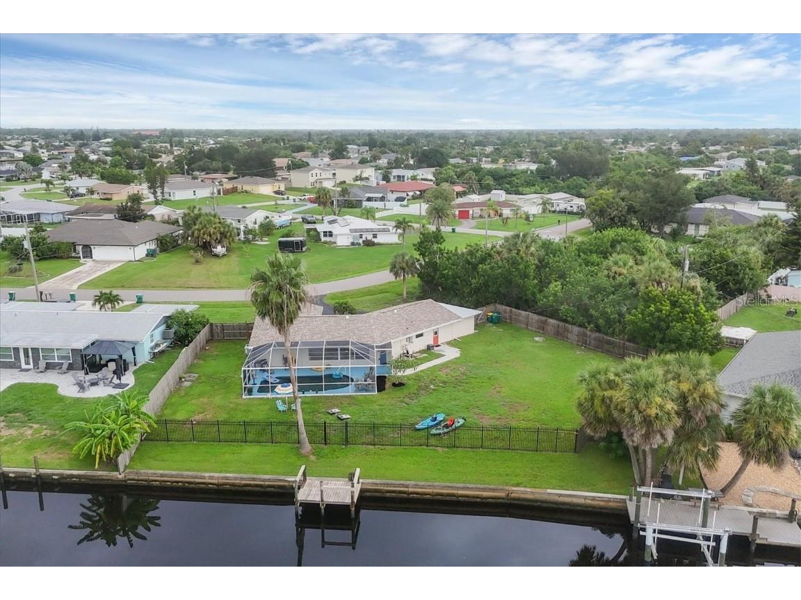 171 N Waterway Drive NW Port Charlotte FL 33952 - SANTA BARBARA WATERWAY C7514510 image1