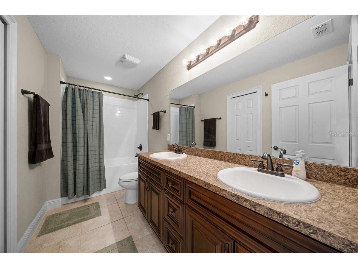 171 Oak Circle Ocala FL 34472 OM720414 image14