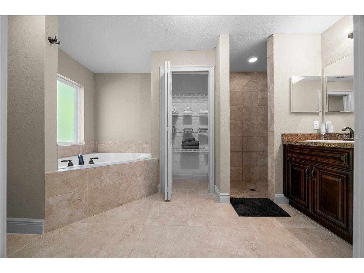 171 Oak Circle Ocala FL 34472 OM720414 image60