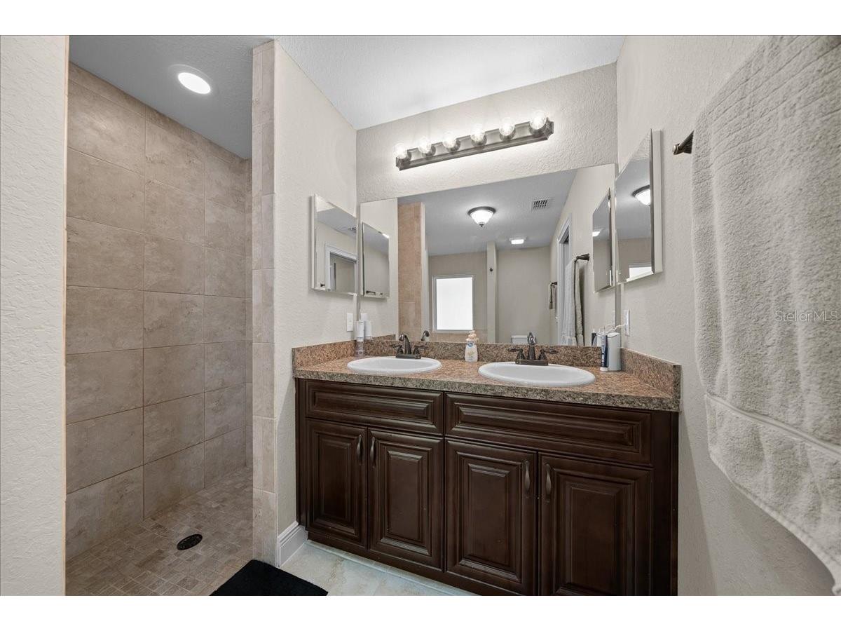 171 Oak Circle Ocala FL 34472 OM720414 image63