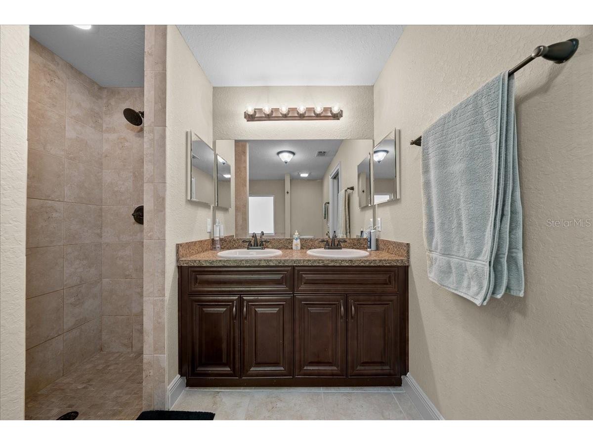 171 Oak Circle Ocala FL 34472 OM720414 image64