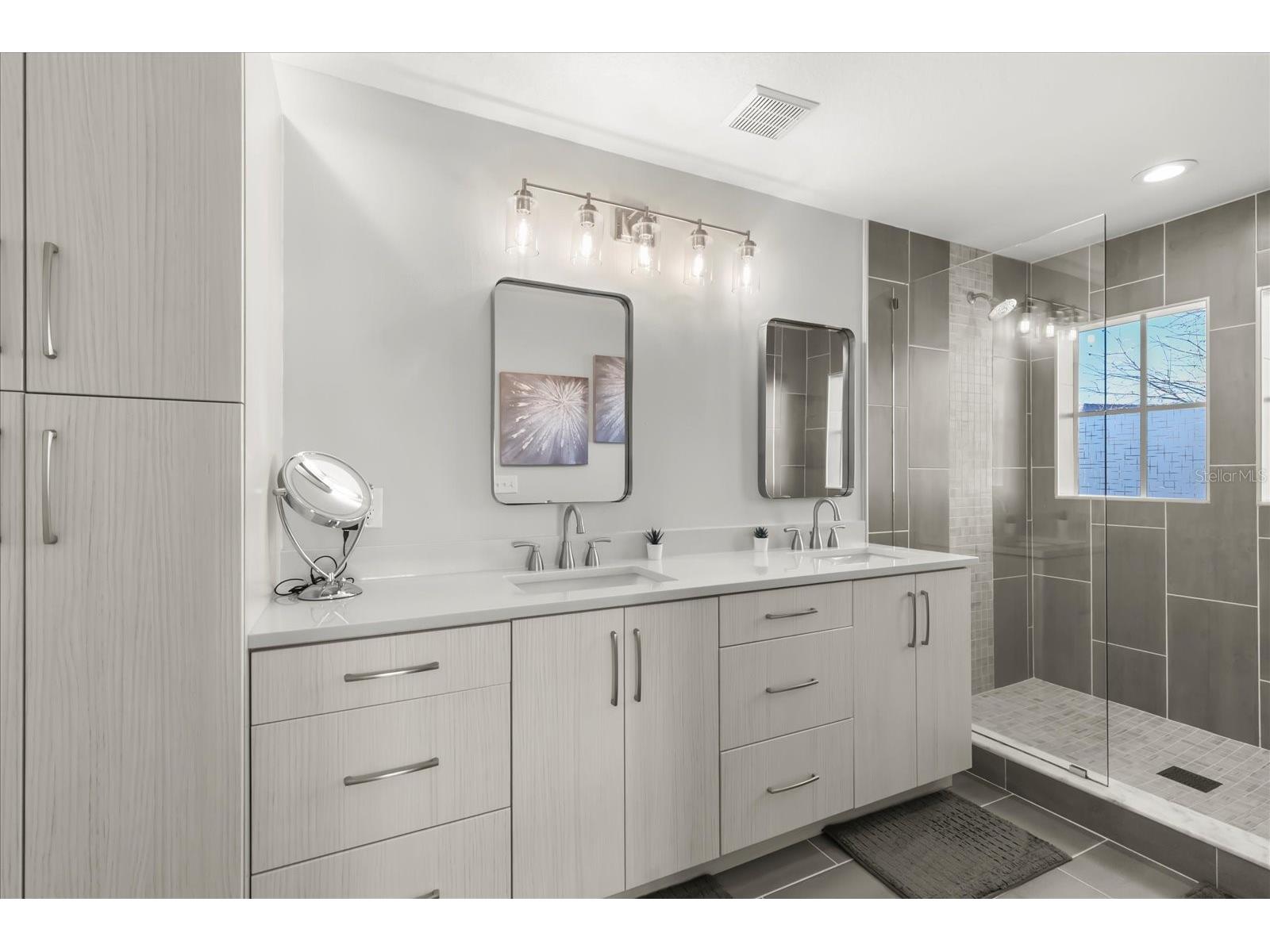 171 Valencia Circle Saint Petersburg FL 33716 TB8467434 image14