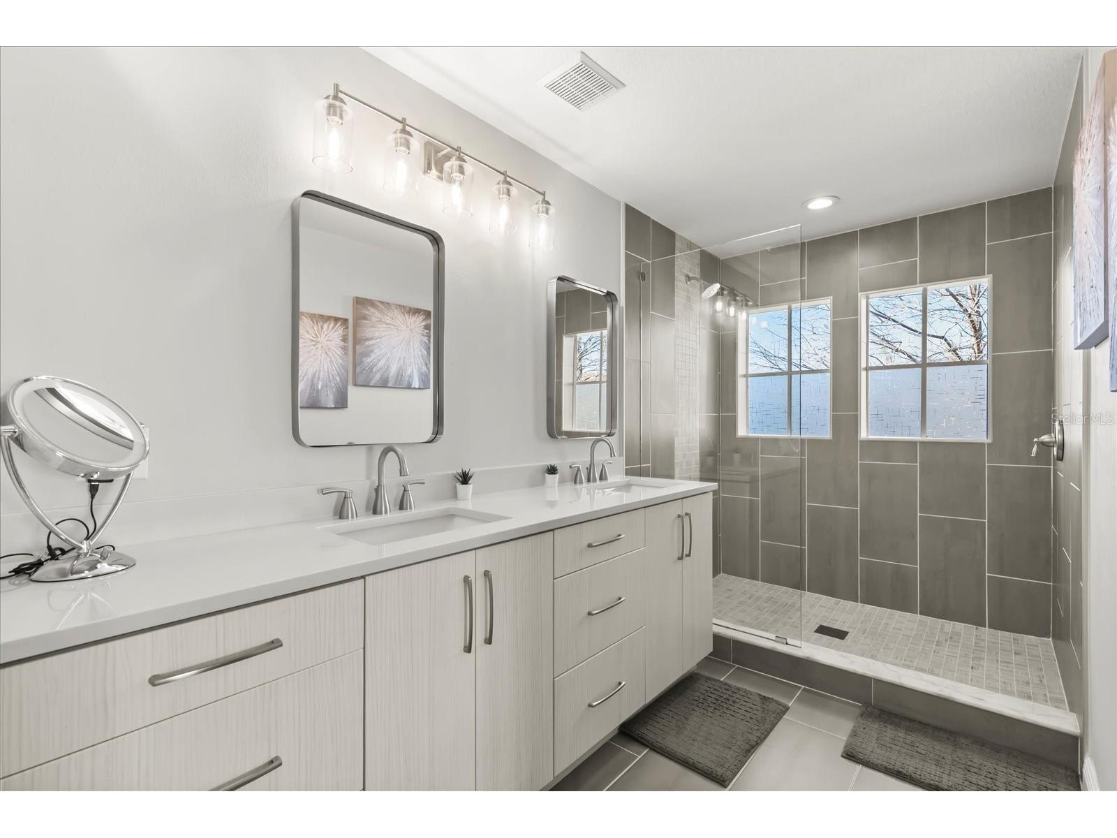 171 Valencia Circle Saint Petersburg FL 33716 TB8467434 image15