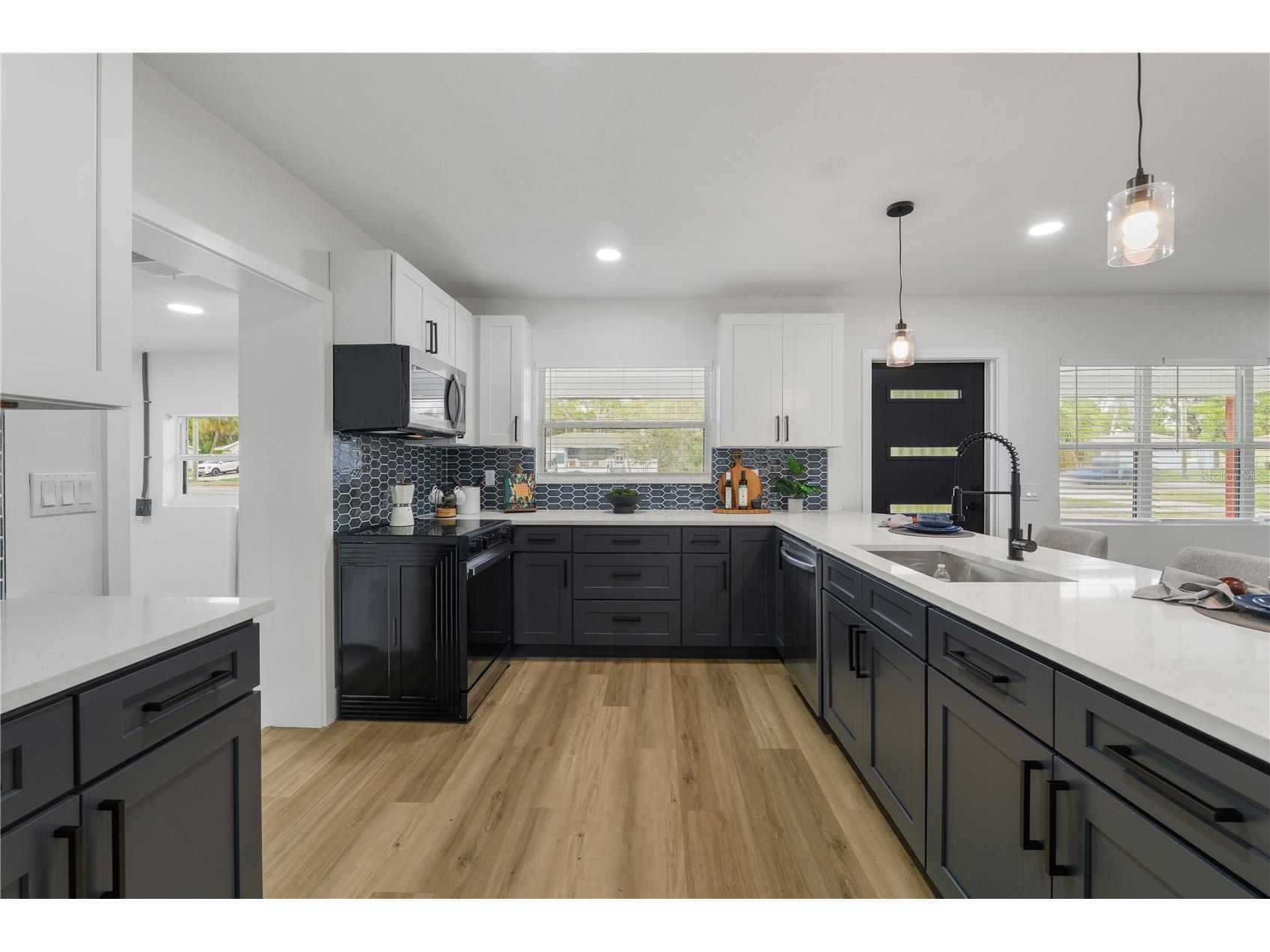 1710 26th Avenue S Saint Petersburg FL 33712 TB8485947 image12