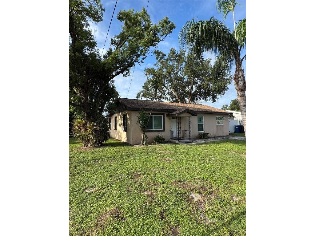 1710 54th Avenue E Bradenton FL 34203 A4662136 image1