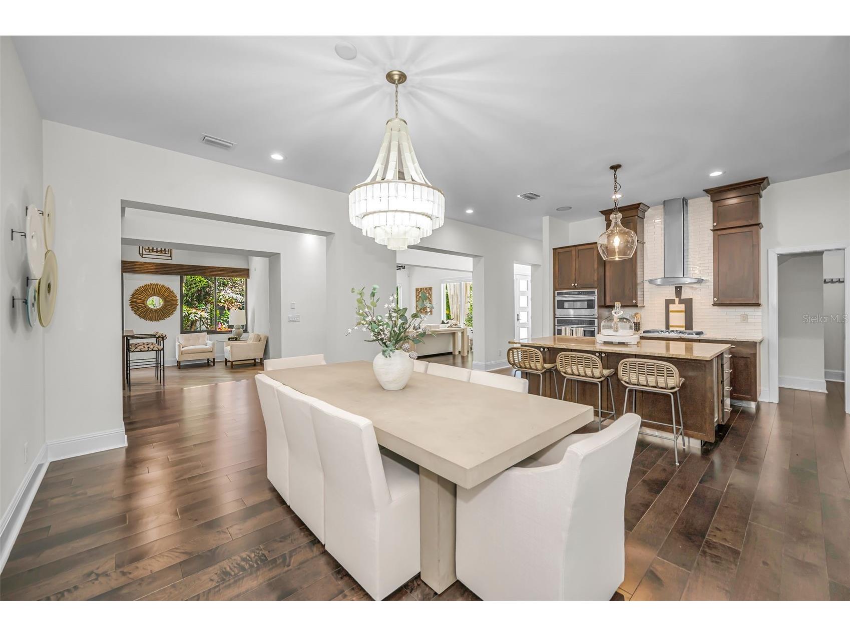 1710 Brightwaters Boulevard NE Saint Petersburg FL 33704 TB8471809 image10