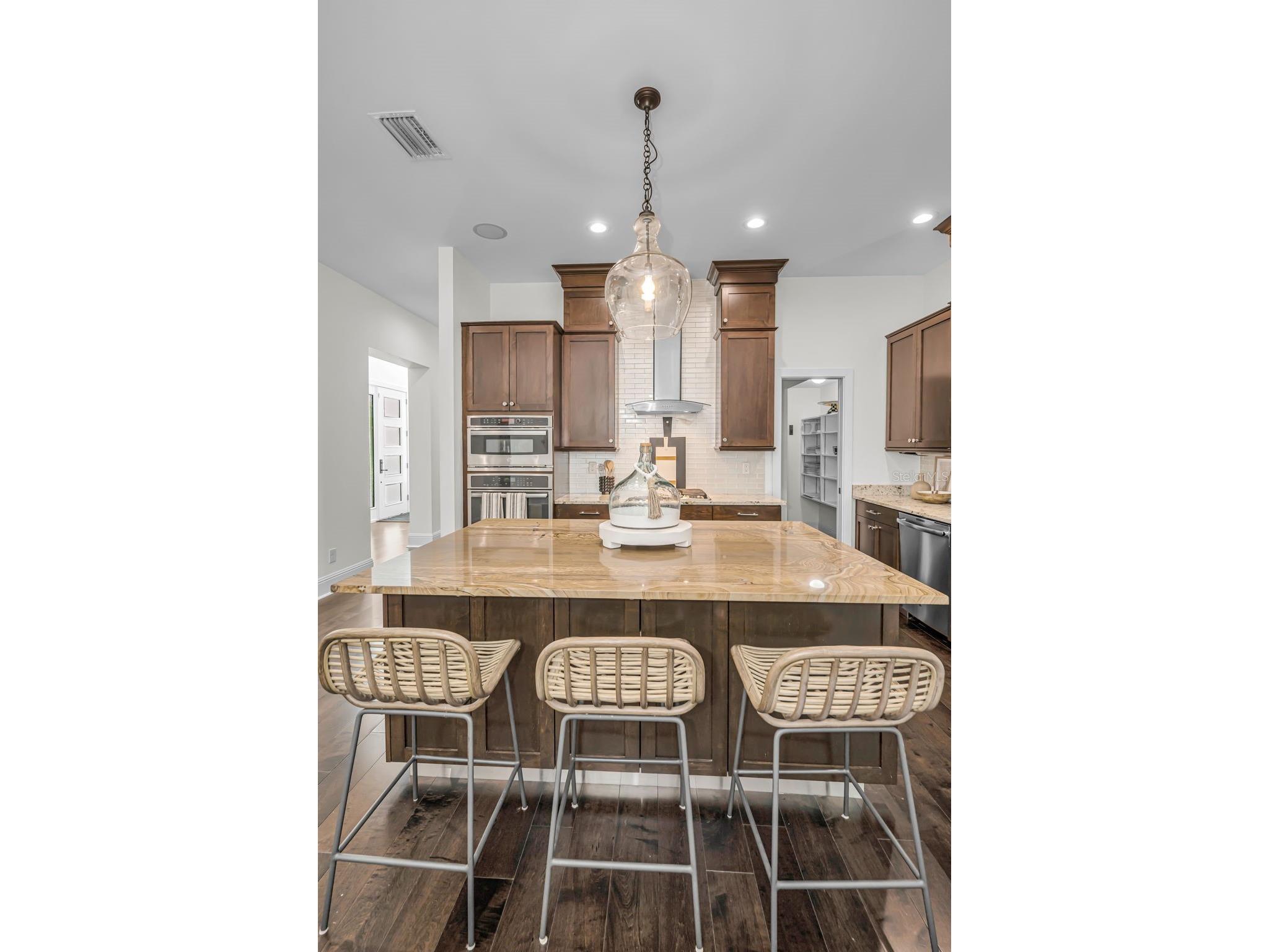 1710 Brightwaters Boulevard NE Saint Petersburg FL 33704 TB8471809 image14