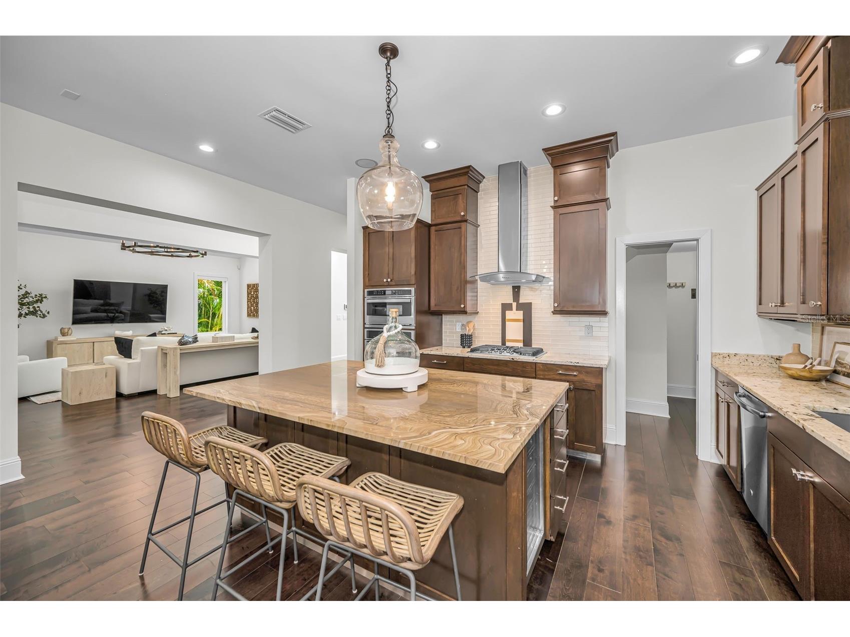 1710 Brightwaters Boulevard NE Saint Petersburg FL 33704 TB8471809 image15