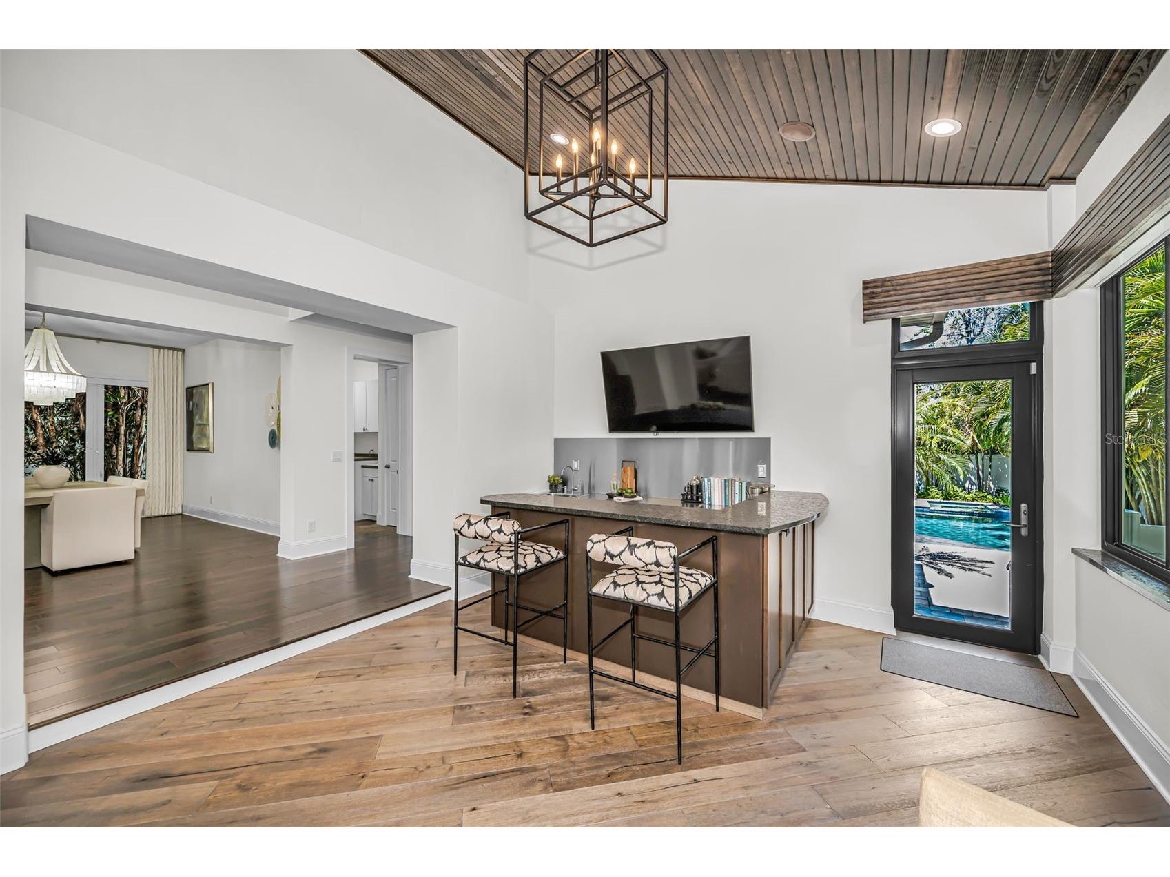 1710 Brightwaters Boulevard NE Saint Petersburg FL 33704 TB8471809 image21