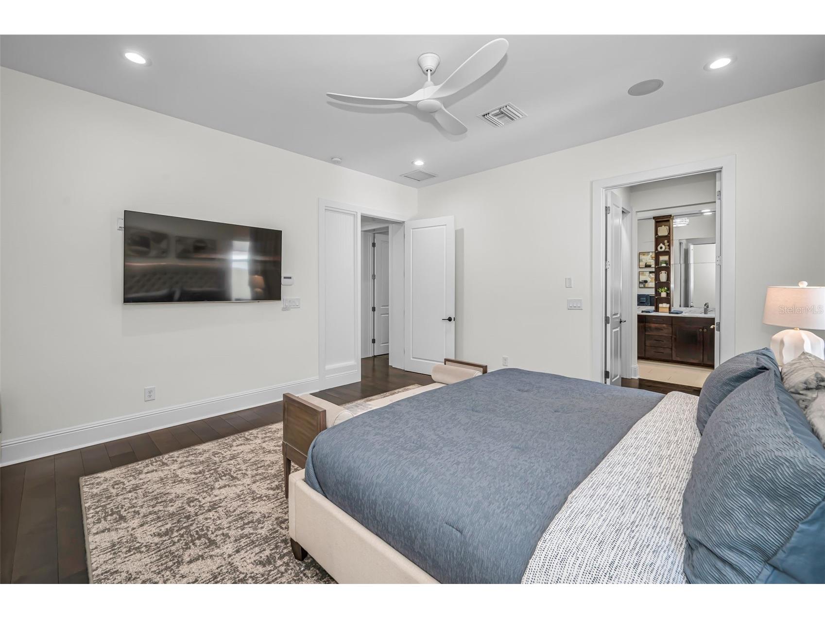 1710 Brightwaters Boulevard NE Saint Petersburg FL 33704 TB8471809 image23
