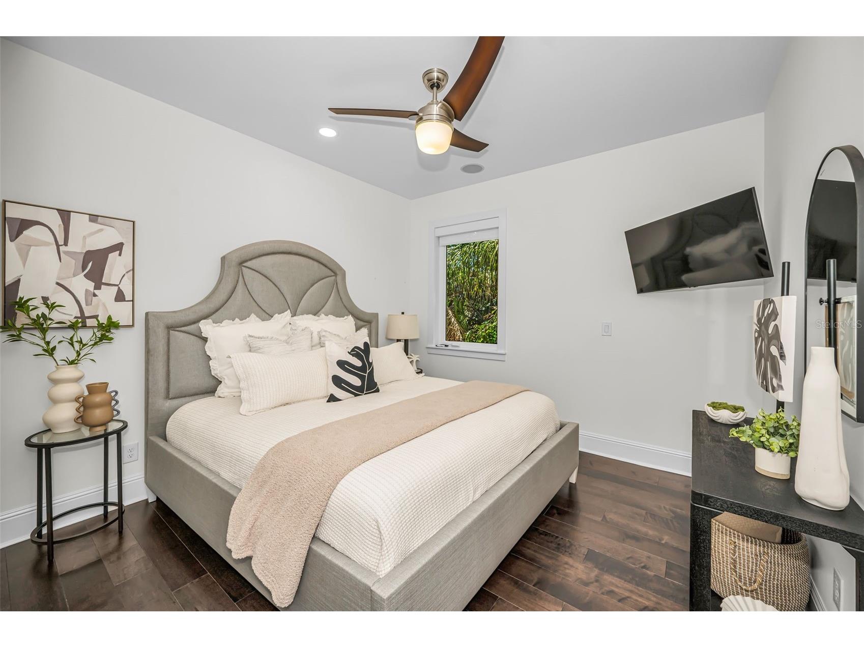 1710 Brightwaters Boulevard NE Saint Petersburg FL 33704 TB8471809 image32