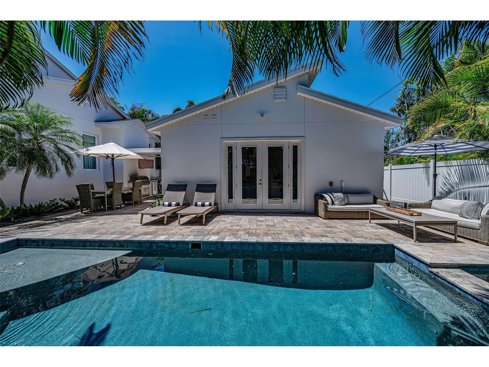 1710 Brightwaters Boulevard NE Saint Petersburg FL 33704 TB8471809 image48