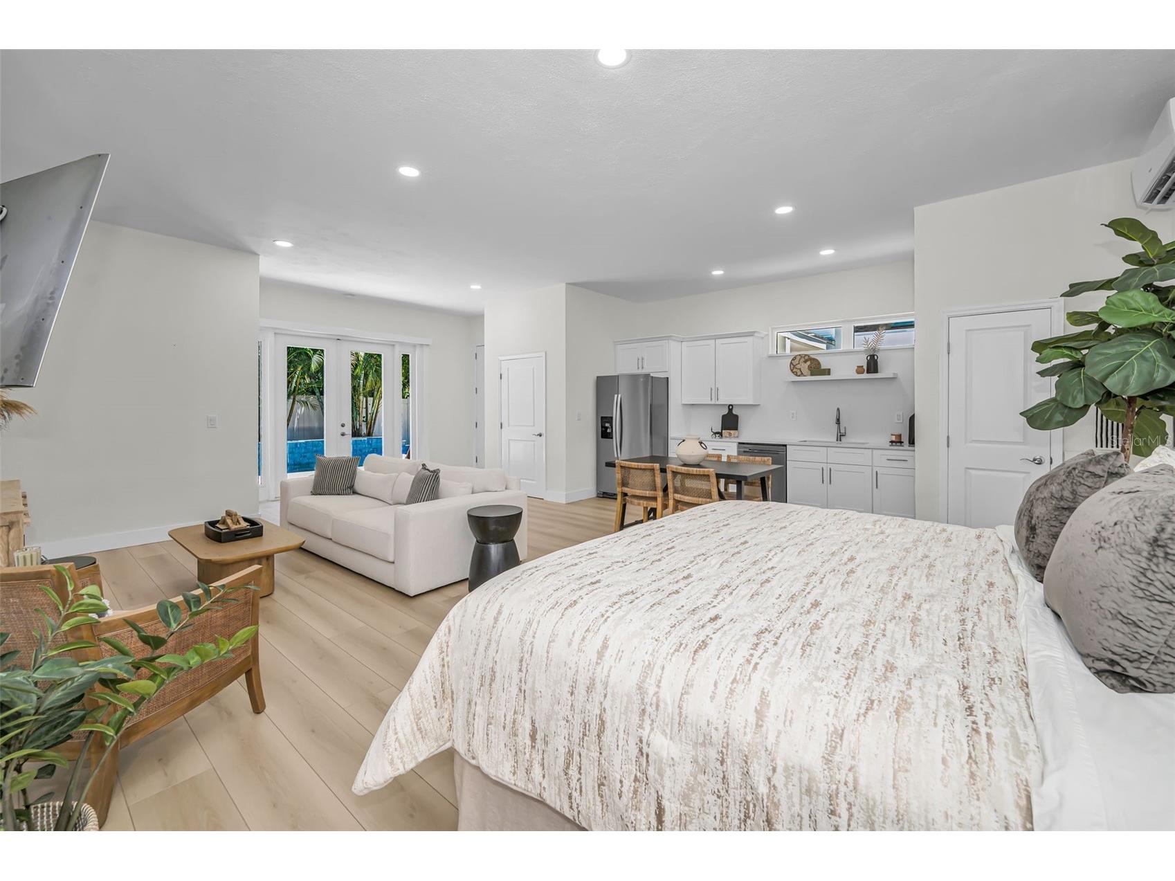 1710 Brightwaters Boulevard NE Saint Petersburg FL 33704 TB8471809 image55