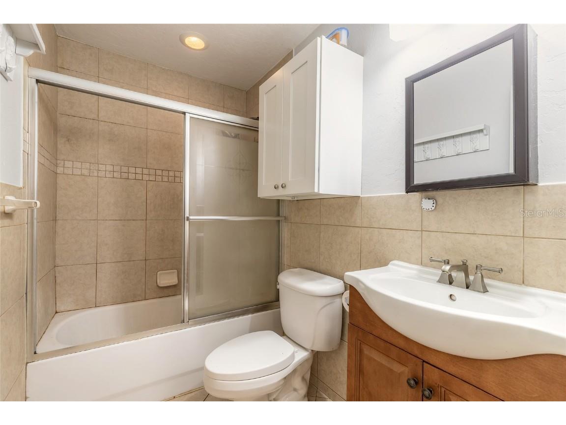 1710 Espanola Avenue Daytona Beach FL 32117 O6322882 image16