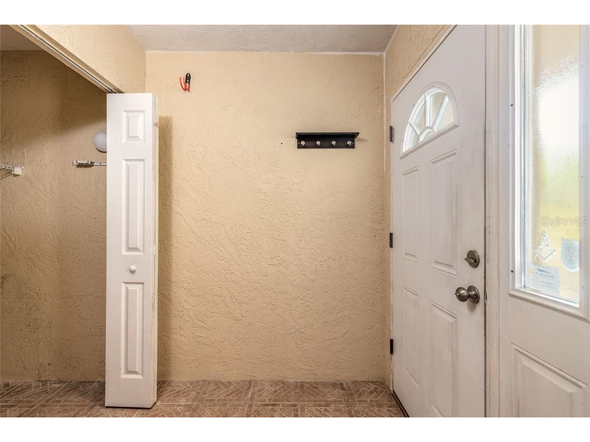 1710 Espanola Avenue Daytona Beach FL 32117 O6322882 image5