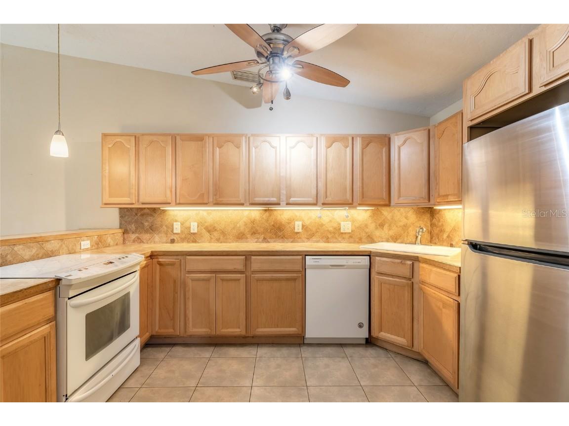 1710 Espanola Avenue Daytona Beach FL 32117 O6322882 image7