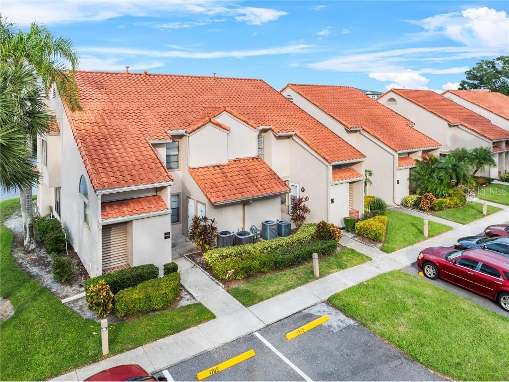 1710 Garden Lake Drive #1710 Winter Haven FL 33884 L4948430 image1