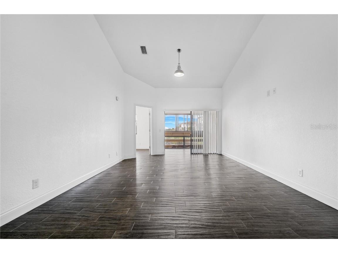 1710 Garden Lake Drive #1710 Winter Haven FL 33884 L4948430 image10