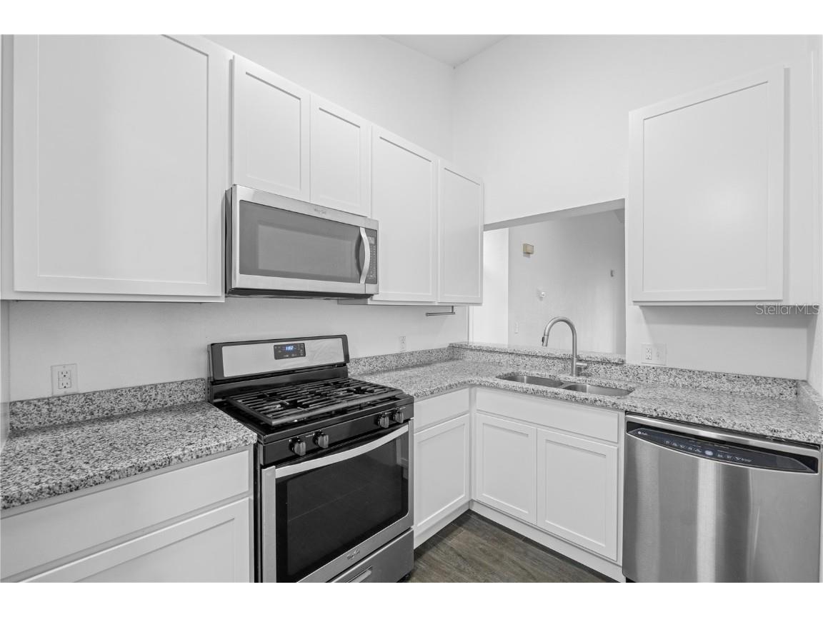 1710 Garden Lake Drive #1710 Winter Haven FL 33884 L4948430 image15