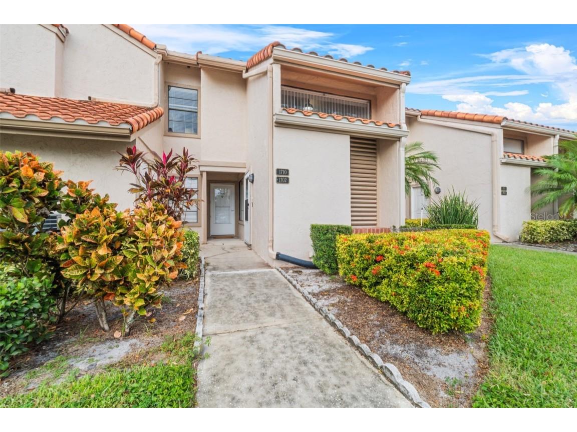 1710 Garden Lake Drive #1710 Winter Haven FL 33884 L4948430 image2