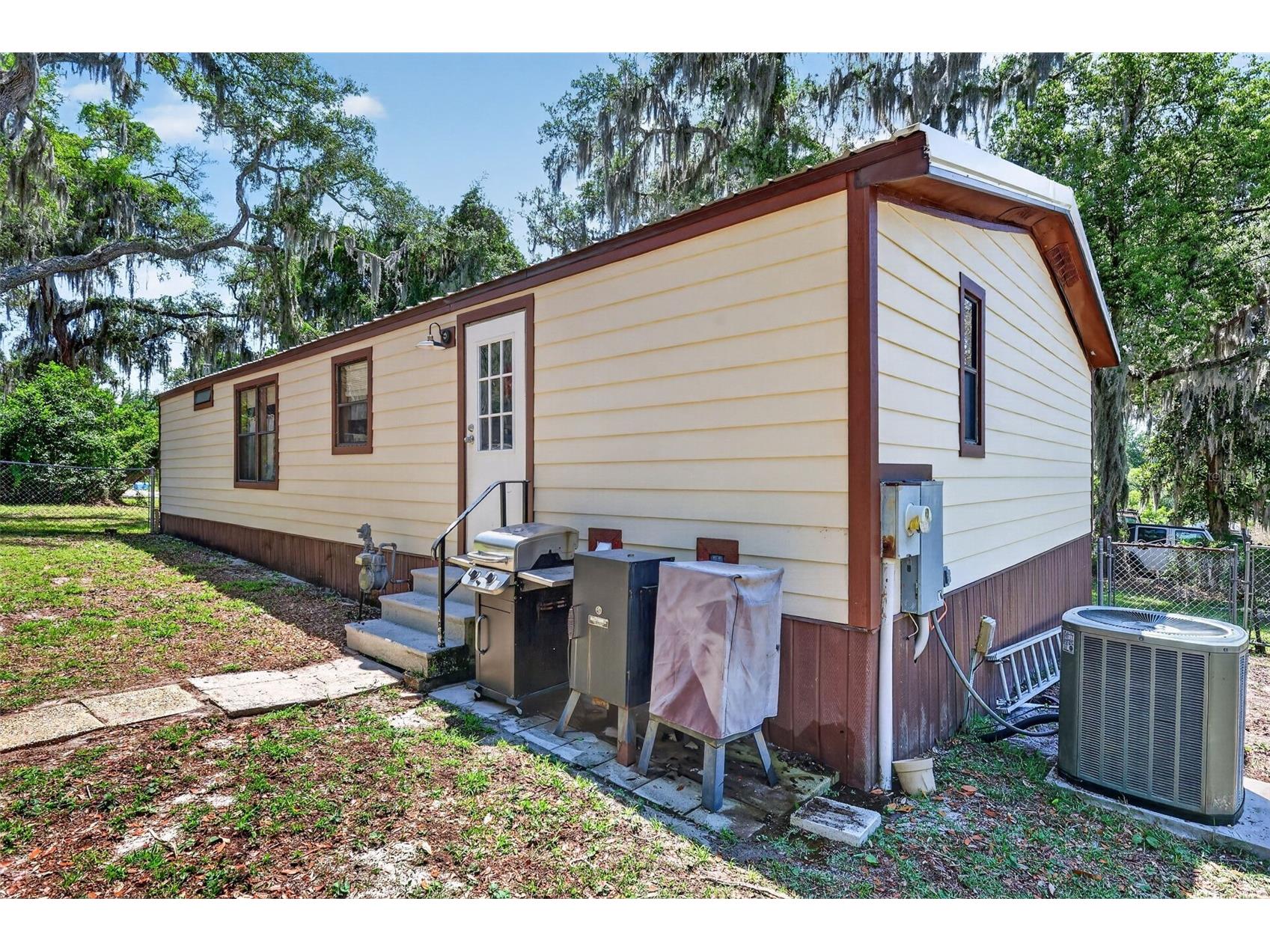 1710 Indian Trail #B Leesburg FL 34748 G5112500 image13
